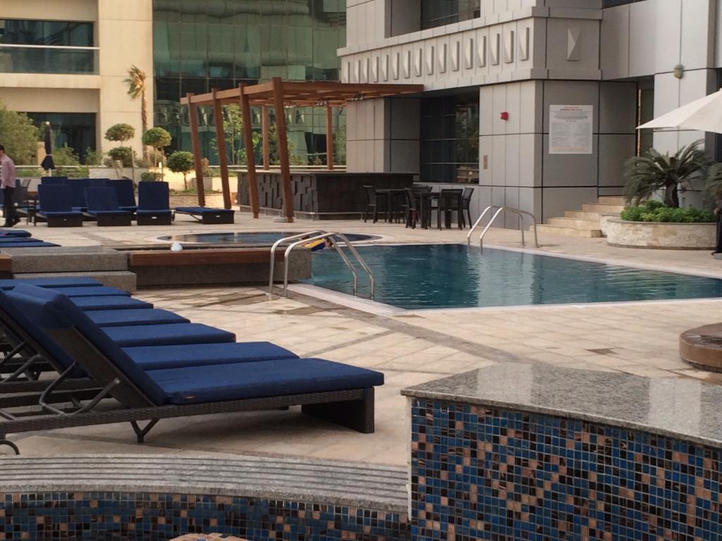 Yanjoon Holiday Homes - Princess Tower Apartments Dubai Ngoại thất bức ảnh