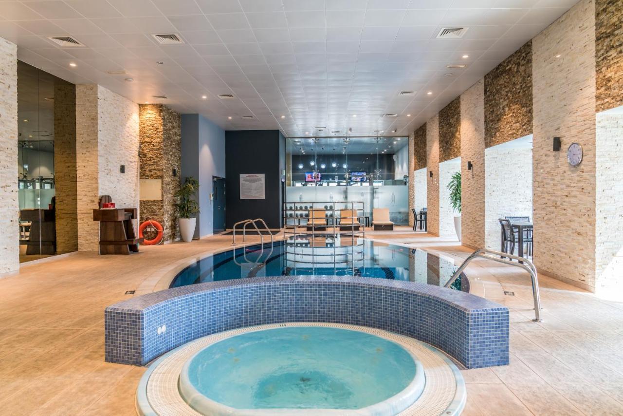 Yanjoon Holiday Homes - Princess Tower Apartments Dubai Ngoại thất bức ảnh